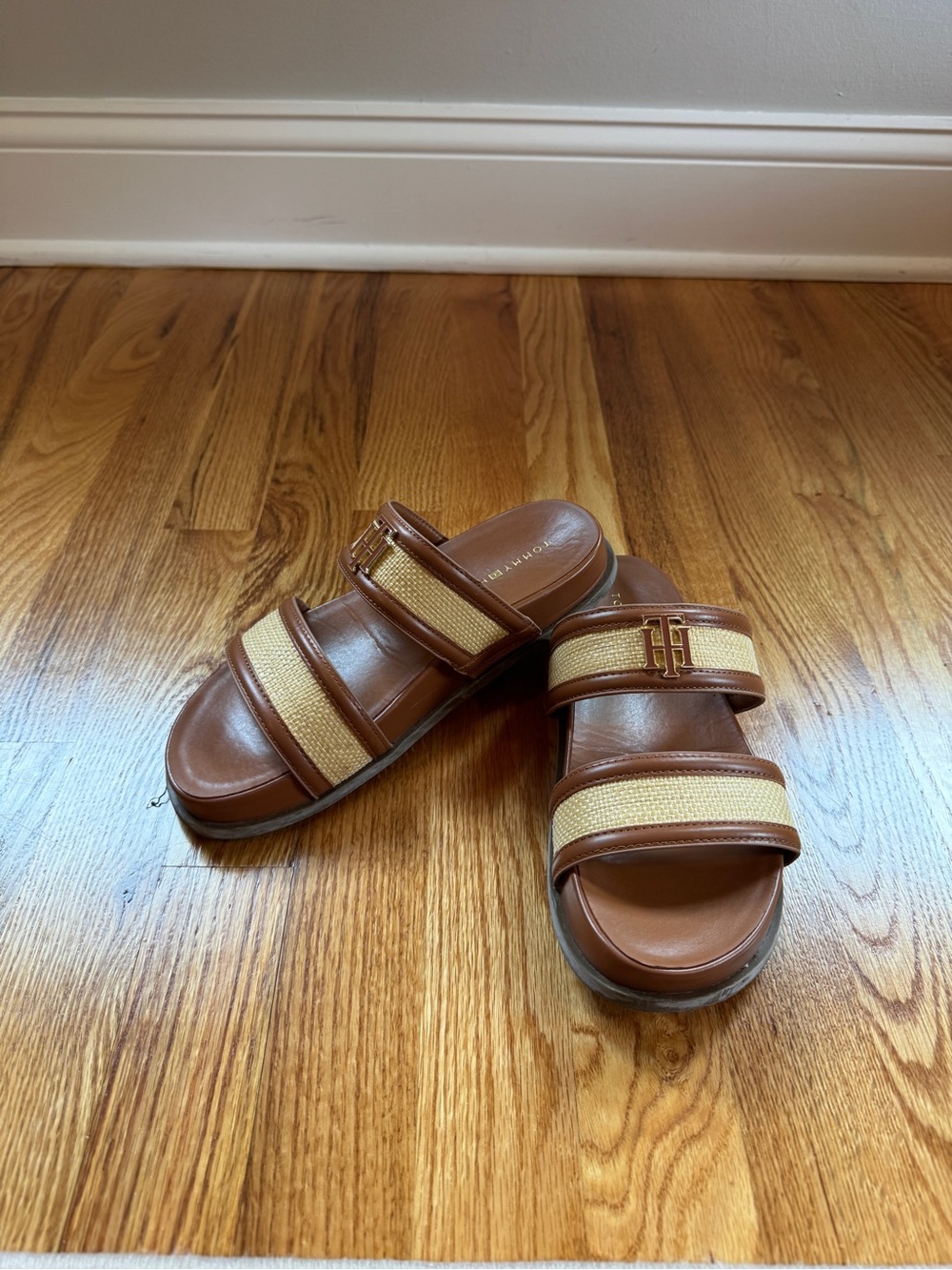 Tommy Hilfiger Brown Leather & Cream Raffia Double-Strap Slides